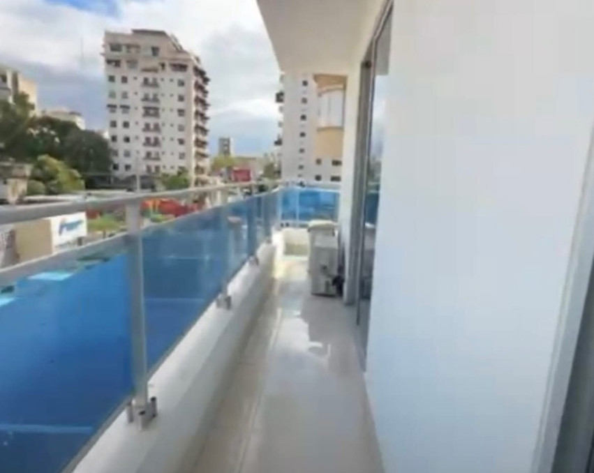 Amueblado en Naco con Piscina y Gym