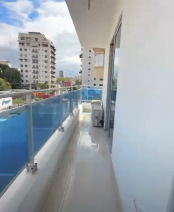 Amueblado en Naco con Piscina y Gym